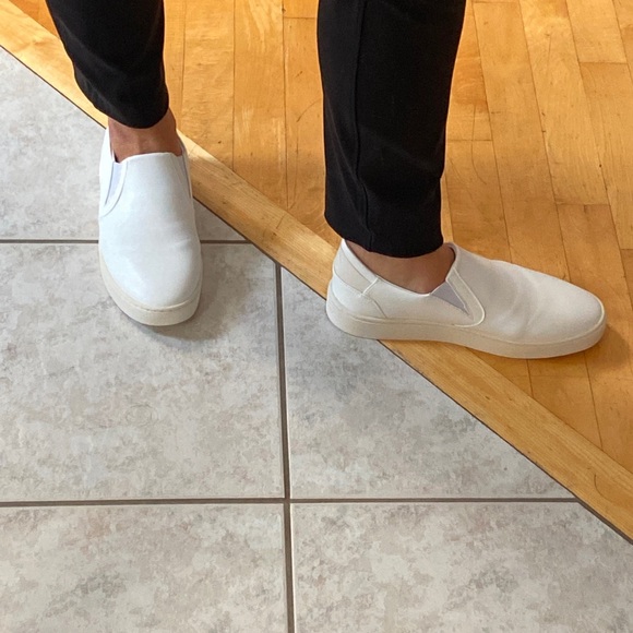 Thousand Fell women’s slip on (BNWT All-white) - Picture 2 of 4